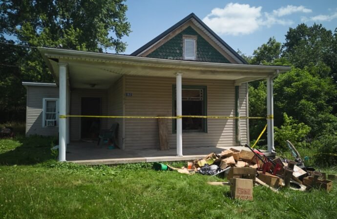 Man whose 16 grandchildren found living in filth found incompetent to stand trial
