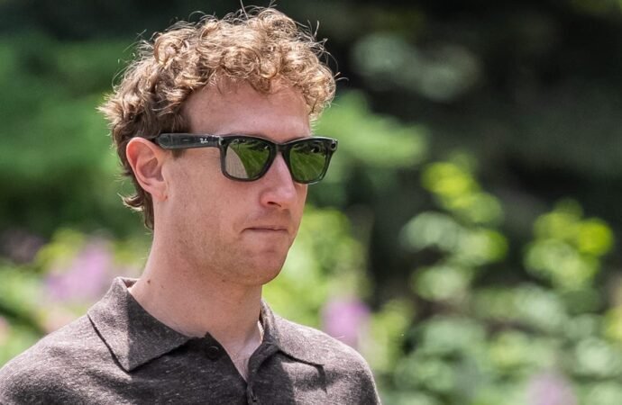 Mark Zuckerberg says AI labs can slow down on their own when safety demands it