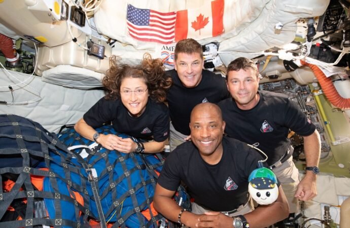 Meet NASA’s Artemis II Crew During Houston Public Event – NASA