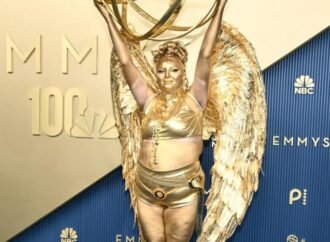 Meg Stalter Shocks Emmys by Transforming Into a Golden Human Emmy on Red Carpet