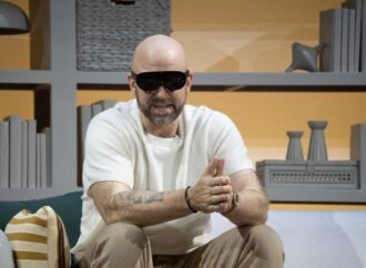 Meta announces new lightweight virtual reality glasses to one-up Apple’s Vision Pro | Fortune