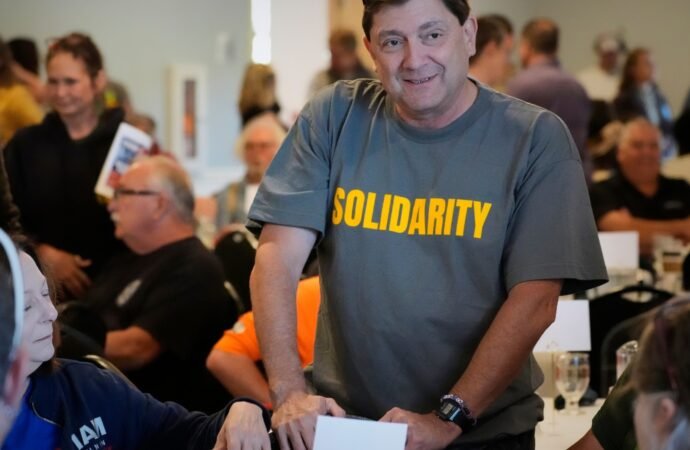 Midterm elections head into the home stretch as candidates hit Labor Day events