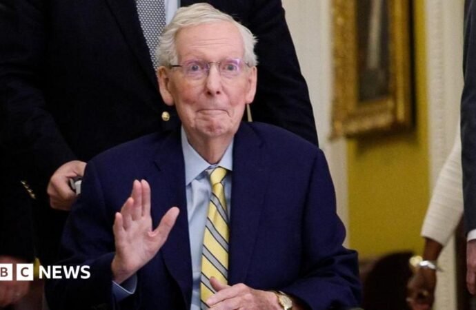 Mitch McConnell returns to Senate after three-month absence