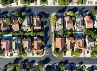 Mortgage rates are nearing 7%, delivering another blow to a housing market already losing buyers and facing stalled sales | Fortune