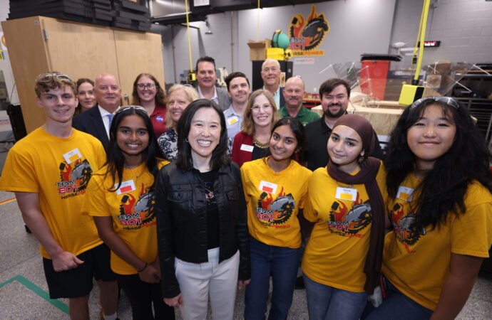 NASA Visits Schools Strengthening Florida’s Skilled Workforce – NASA
