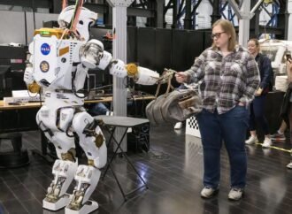 NASA wants to send humanoid robots to the moon