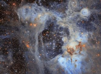 NASA’s Hubble pops in on a ‘superbubble’