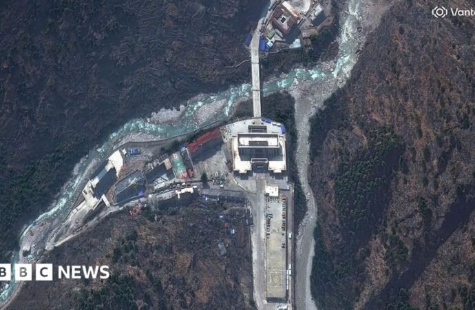 Nepal floods: The remote Nepal-China border crossing at the heart of a Himalayan tragedy