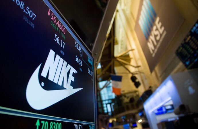 Nike exits the S&P 100 after 18 years and a $200 billion market-cap wipeout | Fortune