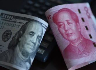 ‘No way’ the yuan challenges the U.S. dollar—though the yen and the pound may have more to fear, says Standard Chartered’s China CEO | Fortune