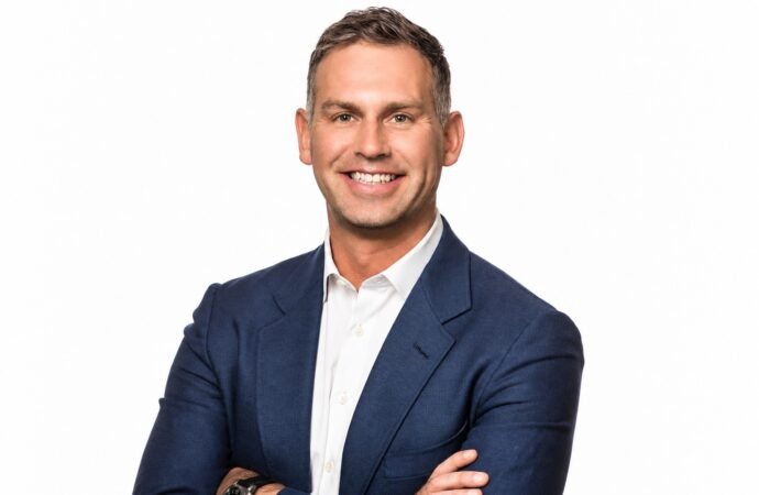 OpenAI hires Brian McCarthy from SpaceX as its VP of worldwide sales | Fortune