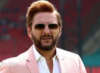 Pakistan v England: Shahid Afridi says seven changes ‘most shocking decision ever’