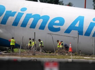 Pilot of cargo plane that careened off Miami runway warned it was coming in too fast