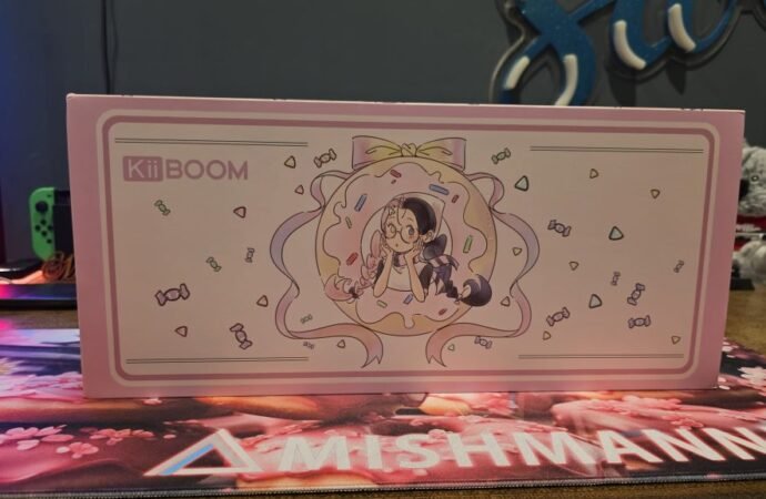 REVIEW: KiiBOOM Phantom 98 Lite is a cute, customisable aesthetic dream desk upgrade
