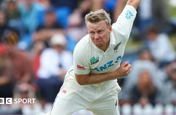Scott Kuggeleijn: Hampshire make U-turn over New Zealand all-rounder