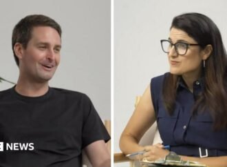 Snapchat ‘willing to implement’ daily time limits for children, boss tells BBC