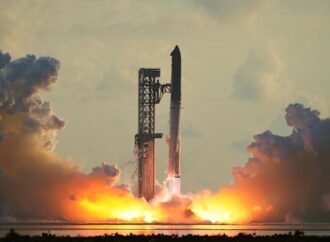SpaceX’s Starship flight cut short after launching into orbit for first time