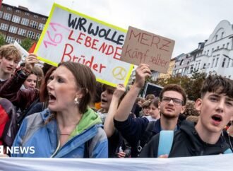 Students strike across Germany against military service
