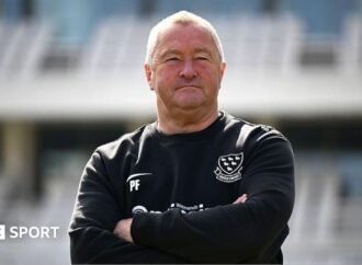 Sussex: Paul Farbrace ‘so proud’ as Sussex finish third in County Championship despite financial struggles