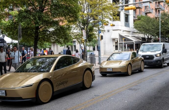Tesla Cybercab doesn’t have any manual controls — but it does have a virtual joystick