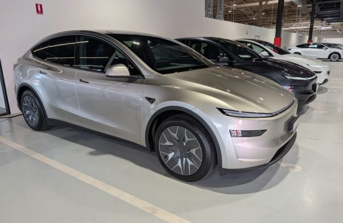 Tesla’s just had their 2nd highest selling month in Australia with 7,685 EVs in August, a 163% increase on last year
