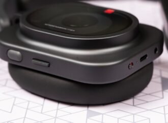 The Nothing Headphone 1 Pro put you in the studio