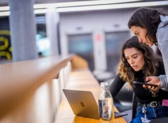 The next big question for AI agents is how they’ll make money, Goldman says