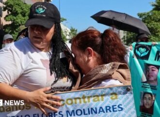 Thousands demand end to violence in Mexican cartel hotspot