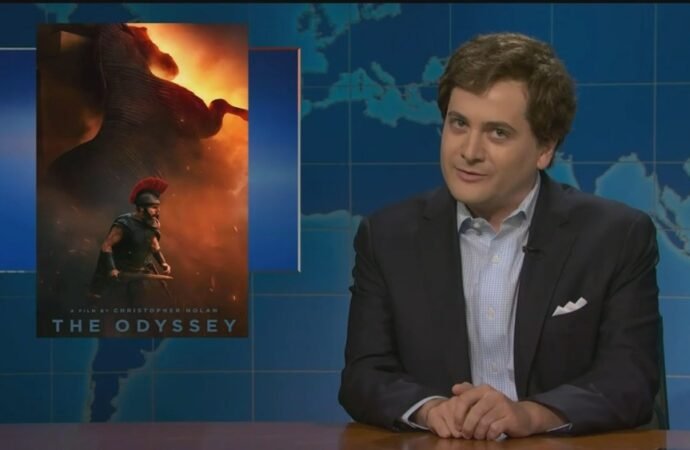 Tucker Carlson Returns to ‘SNL’ to Review ‘The Odyssey,’ Gender-Neutral ‘Spider-Man’ and Left-Wing ‘Obsession’