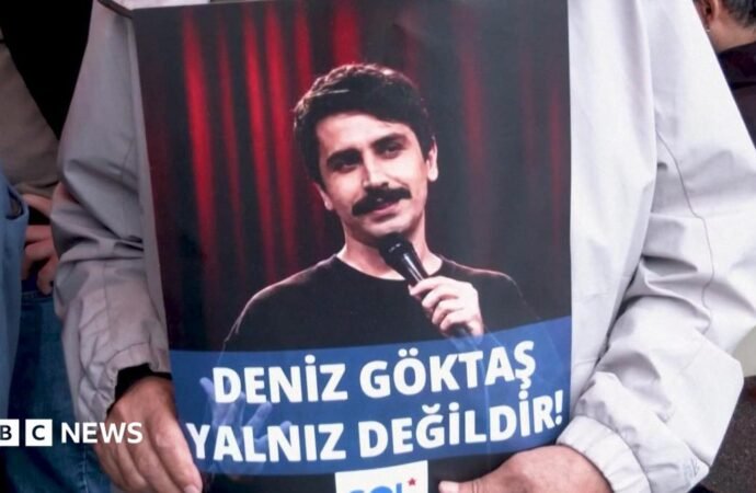 Turkey stand-up comic set for release after being convicted of insulting Erdoğan