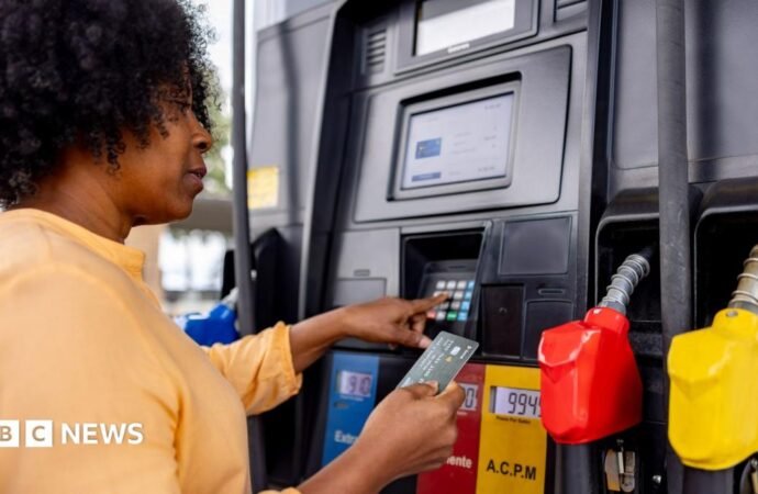 US inflation holds steady as diesel prices pass $6 a gallon
