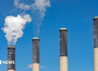 US scraps limits on emissions from coal and gas power plants
