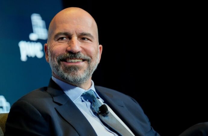 Uber is laying off 10% of staff, or 3,300 people | TechCrunch