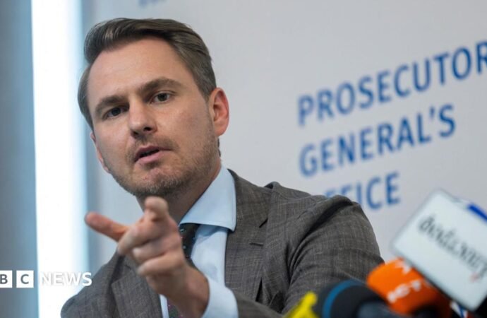 Ukraine’s chief prosecutor resigns over call centre corruption scandal