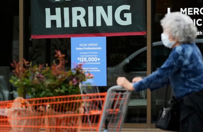 Unemployment claims tick up to 206,000 but remain at historically low levels