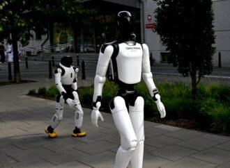 Viral research firm says AI robots are a coming mega-trend in markets