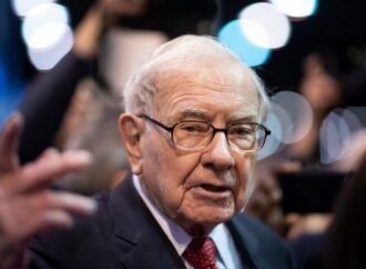 Warren Buffett is stepping down as chairman of Berkshire Hathaway. Read his parting words.