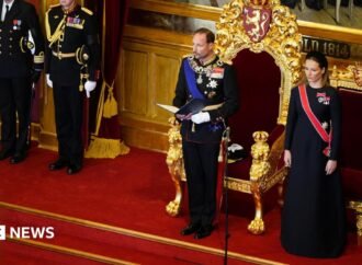 Watch: Norway’s Haakon takes oath as mourners pay respects to late King