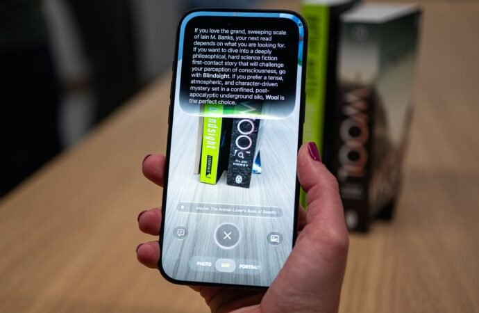 Which iPhone Should You Buy (or Avoid) Right Now?