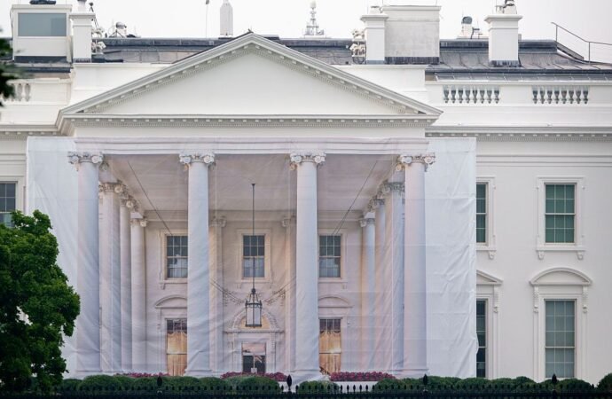 White House takes down ‘Build the Wall’ game after the Tetris Company complains | TechCrunch