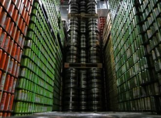 Wisconsin cheese, Maine seafood, Kentucky appliances: Trump’s Canada tariffs punch swing states just before the midterms | Fortune