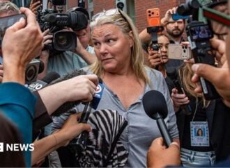 Woman charged with juror intimidation in Lindsay Clancy trial
