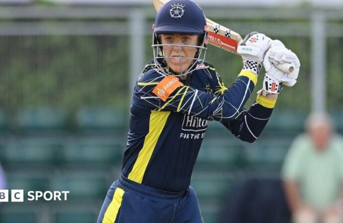 Women’s One-Day Cup: Hants through, Somerset, Warwickshire & Lancashire win