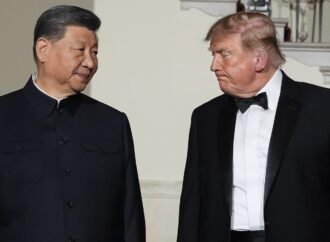 Xi is wrapping his visit to Washington with a peek at the Constitution and Bill of Rights