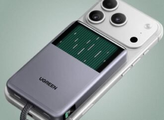 You can watch the coolant flow inside Ugreen’s liquid-cooled power bank