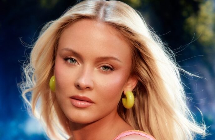 Zara Larsson Blasts Trump’s White House as ‘F—ing Losers’ for Using ‘Midnight Sun’ to Promote Deportations