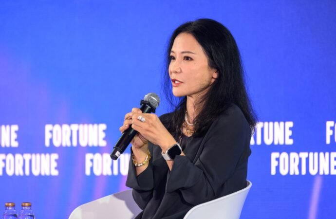 ‘My boss is the Chinese customer’: Walmart China CEO Christina Zhu on how the Fortune 500 company is thriving in a tough retail market | Fortune