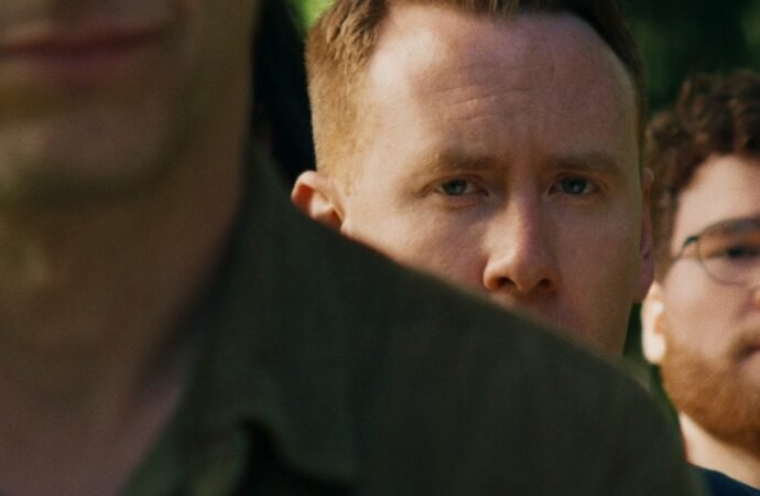 ‘Salvation’ Review: A Pin-Sharp Portrait of an Aspiring Life Coach in Personal Freefall