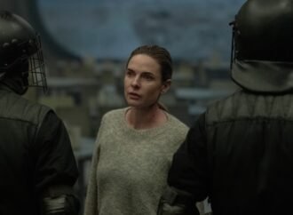 ‘Silo’ Season 3 Finale: Rebecca Ferguson, Creator Graham Yost on That Twist and Why Juliette Is ‘S–t Scared!’ Going Into the Final Season