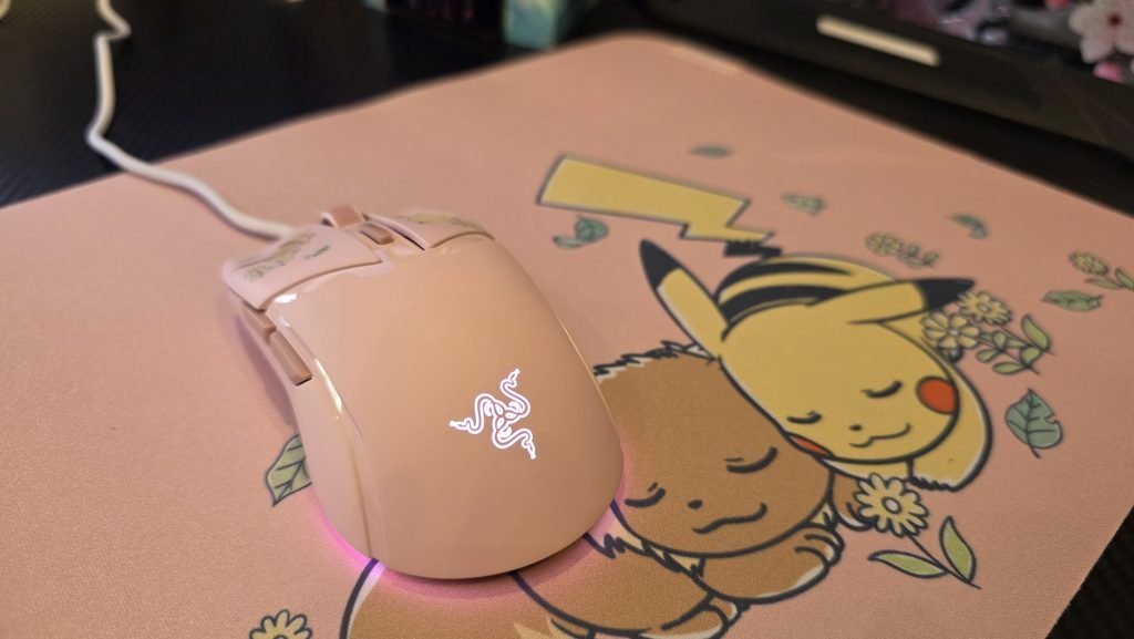 Close up of the mouse showing the underglow and how it reflects off the mousemat.